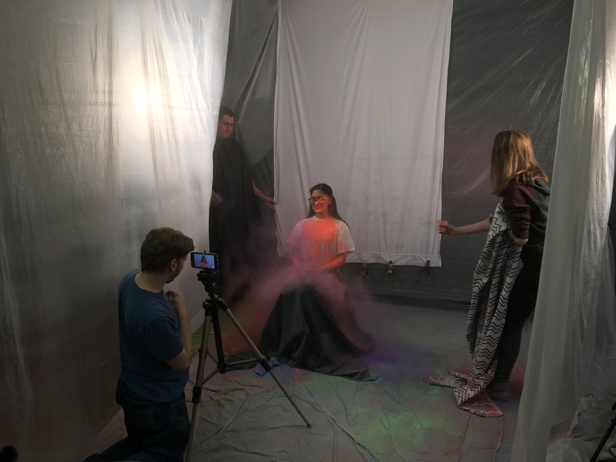 dgncable99's tweet photo. What an odd situation! #wearedgn #waitforit! #cable99 #videomagic https://t.co/qgc3SbaCoN