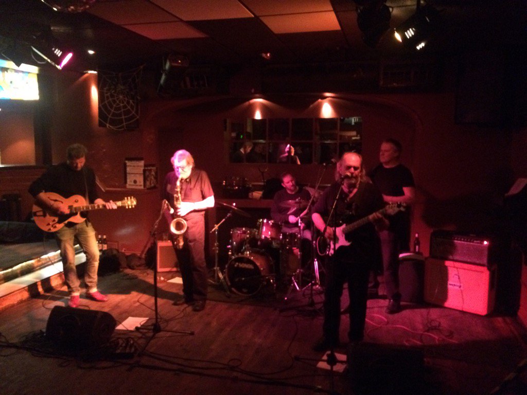 ealingcreative's tweet image. @chatnmeetcoffee thanks to @TheEalingClub, Robert Hokum's blues band @PCLBandLondon @ChasingDeerBand &amp;amp; @BlueAmen