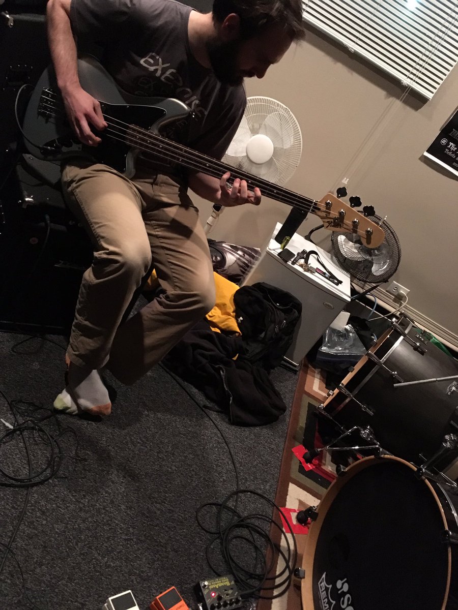 silencekitband's tweet photo. Boom! Preparing for #NYE show with #solhounds and #Madeira #mbmusic #uniterfiver @jamestallan1 https://t.co/2HxiOha9fb
