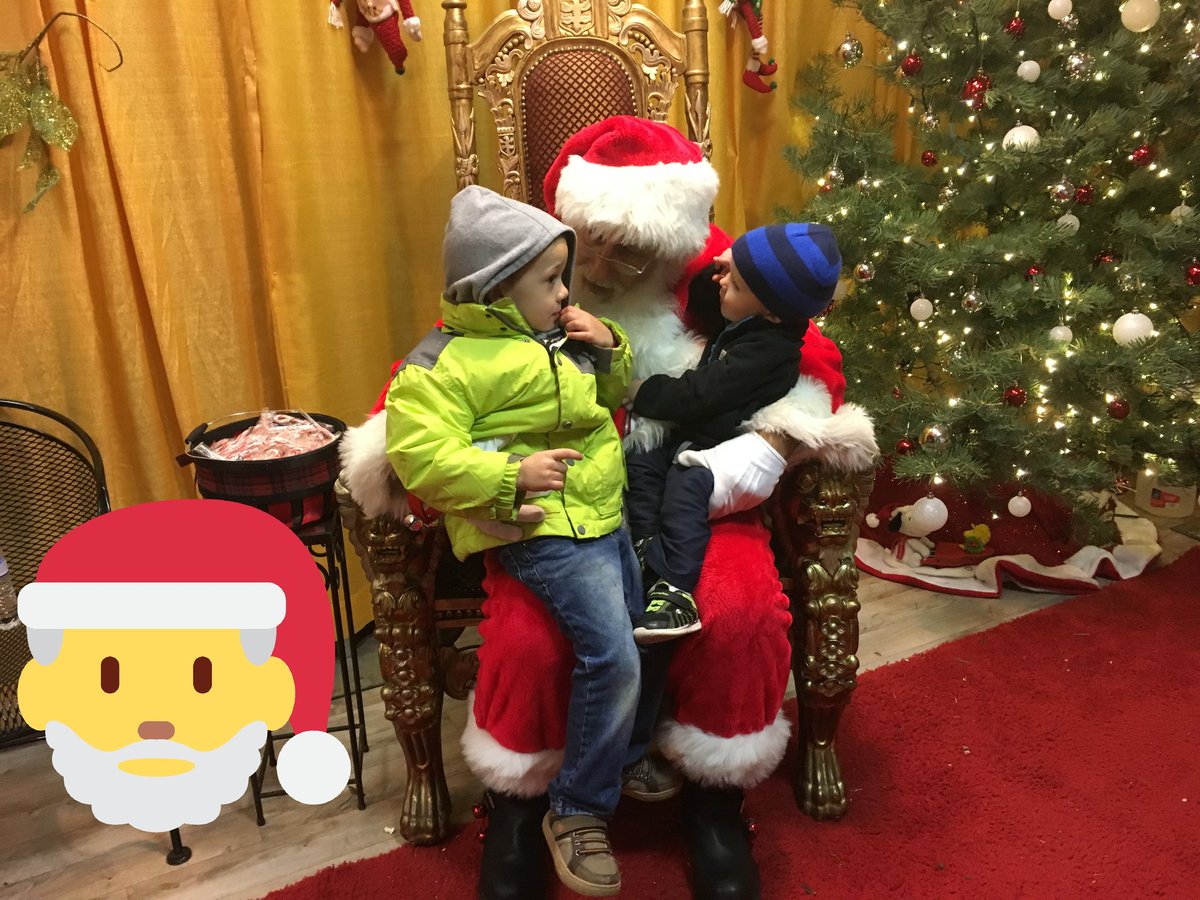 dpoe's tweet image. Now Santa knows just what's on the list.