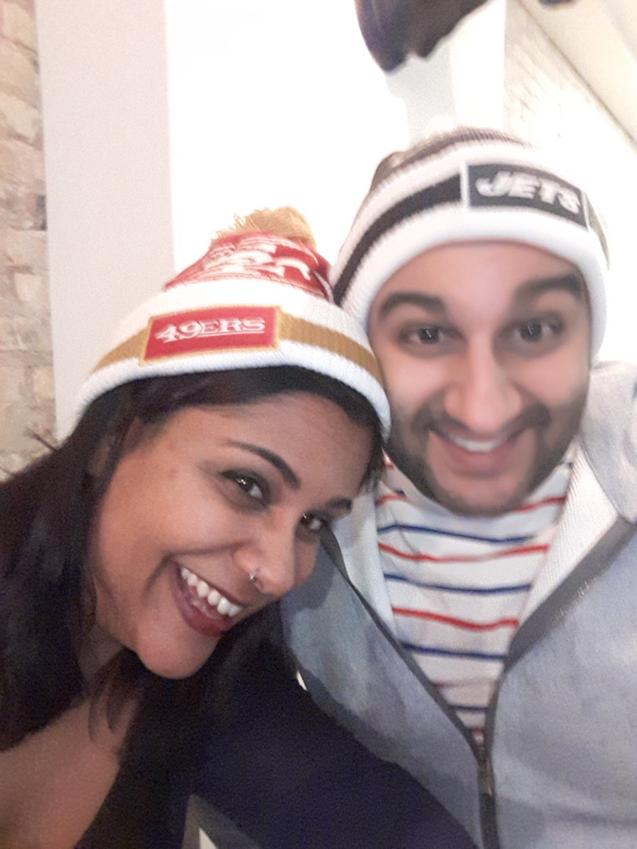 leleinah's tweet photo. Come for the #grandopening and stay for the #freetoques! #TheHillsResto #yxe @cuckoobananas https://t.co/mYa81h4jx2