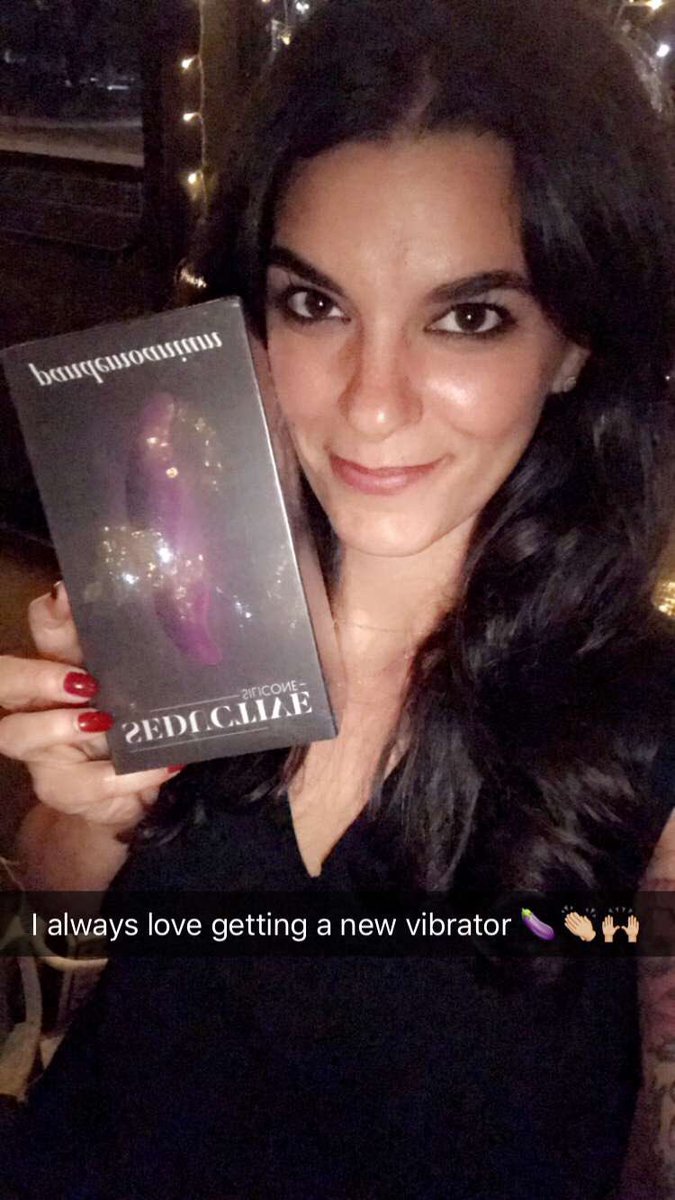 joannepetrella's tweet photo. Thank you @NikkiDeBartolo 😉👌🏼 #girlsnight #goodybags #newvibrator #merrychristmastome https://t.co/rcMN35zeRt