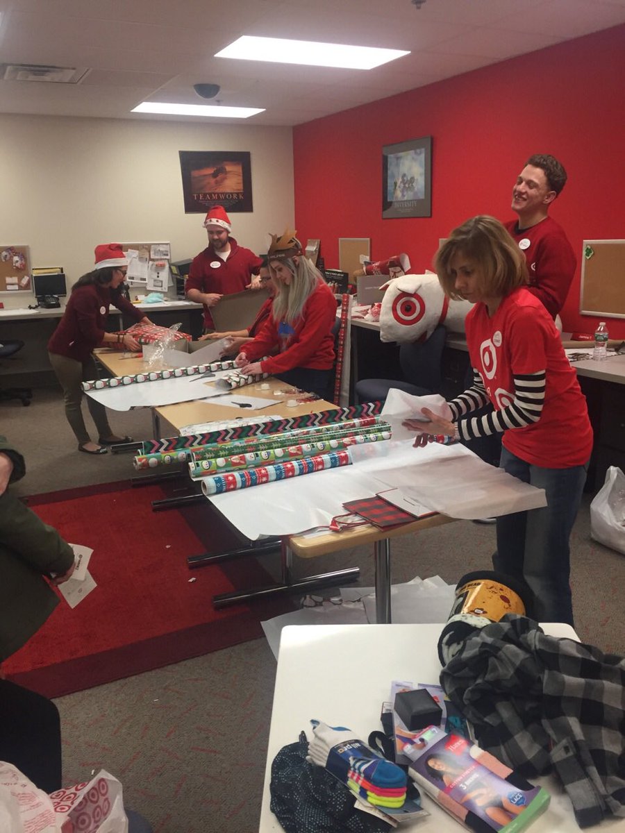 T1404 Smithsfield, RI hosted a great Heroes and Helpers event! Thank you for all that you do to bring the community &amp; LE together! @odarango