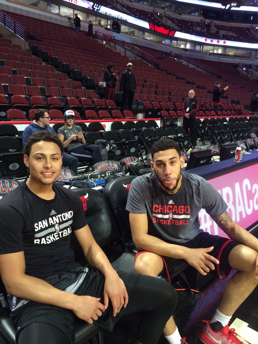 A Sparty reunion in Chicago with rookies Bryn Forbes of the Spurs and Denzel Valentine of the Bulls.