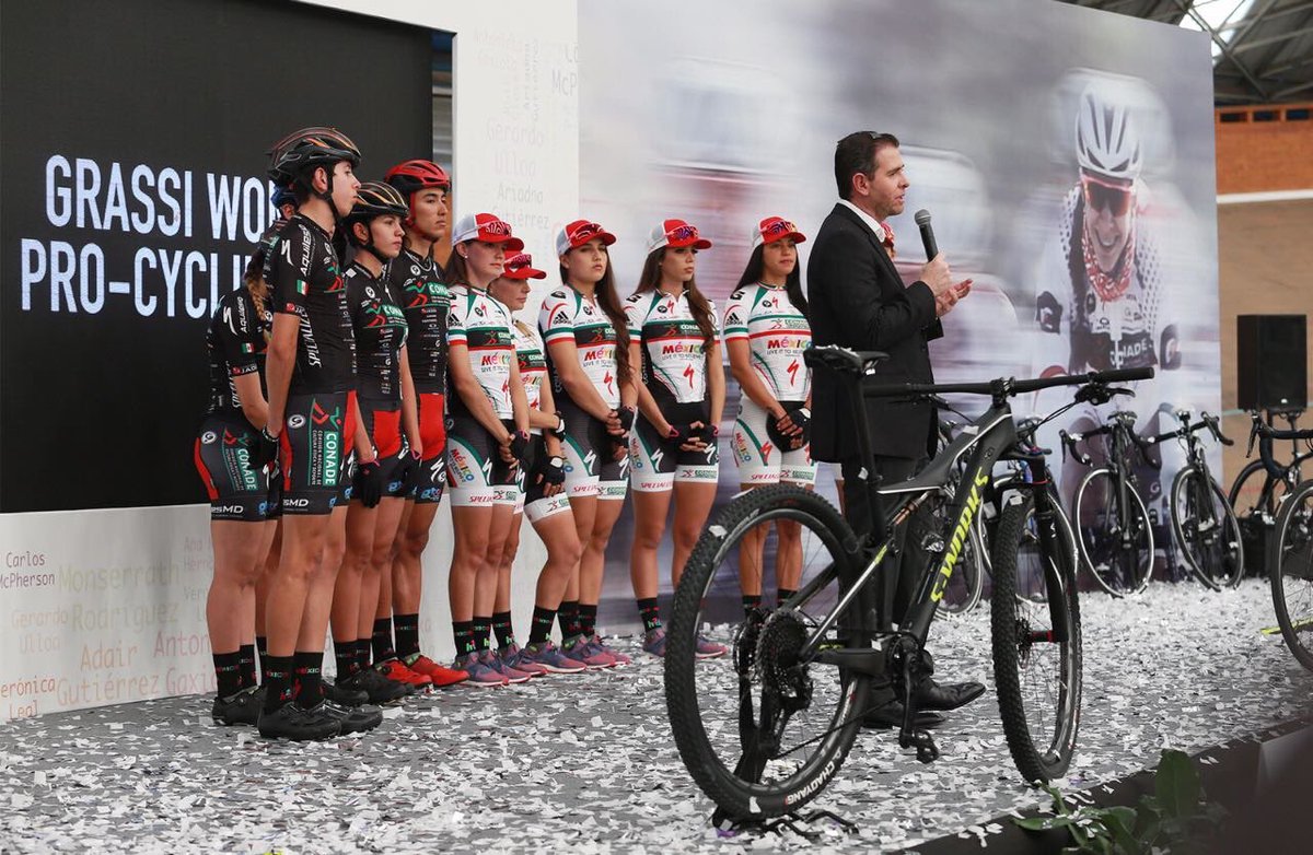 Pro_Ciclismo_MX's tweet photo. @Grassi_Cycling Team 2017 presentation Viva Mexico 🇲🇽 @ProCyclingStats @Voxwomen @UCIWomenCycling @velonews @TCFIA @BiciGoga @Trophee_Dor https://t.co/E4FbX0eRpL