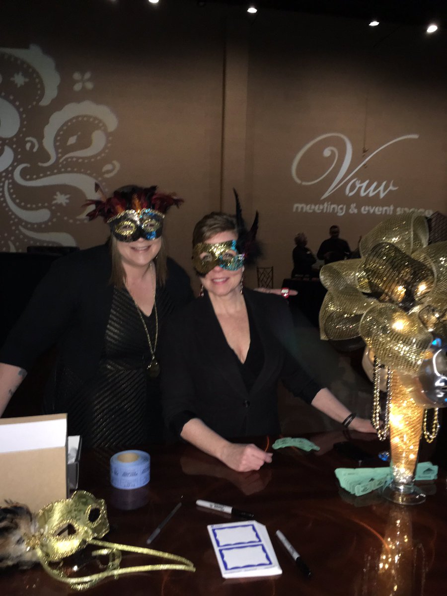 shamelesslyawe's tweet photo. #appfoliomasqueradeball https://t.co/rnUbIgwau6