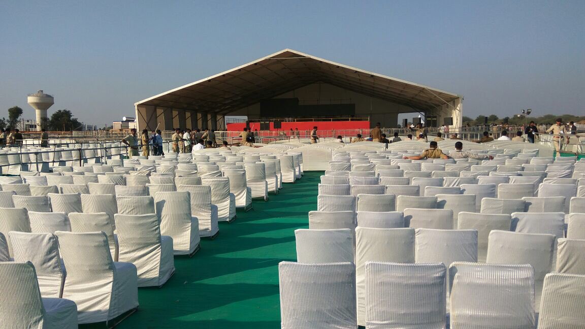 lovely_mms's tweet image. @narendramodiજી ના સ્વાગતની તૈયારી અંતીમ ચરણમાં 🙏🙏 #Modiindeesa @vijayrupanibjp @etvgujarati1 @etv_gujarati