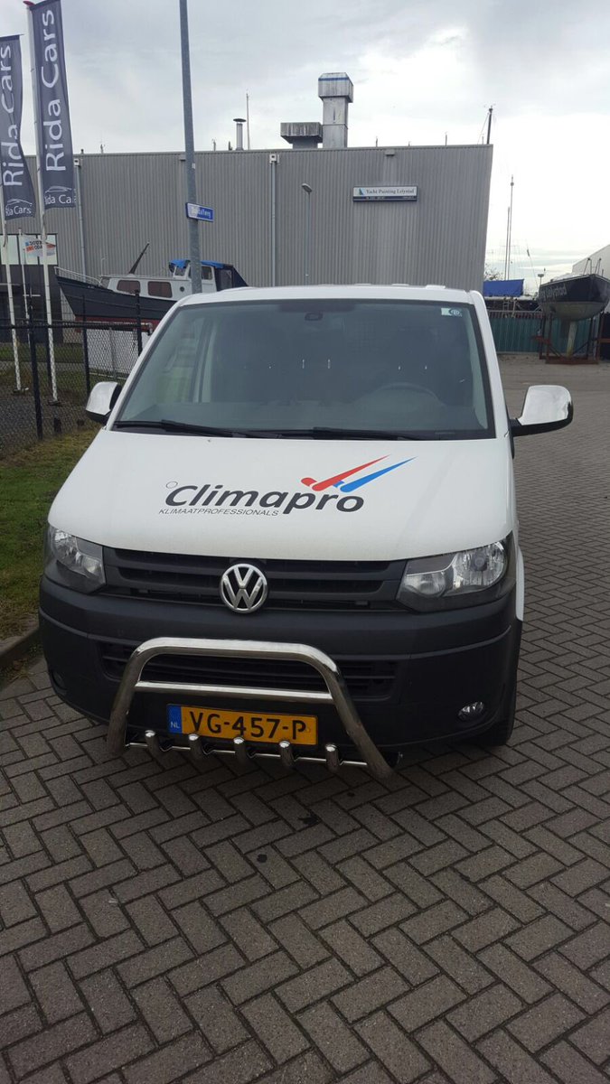 ClimaPro's tweet image. Aangezien ik zelf uit het veld kom, geef ik graag iets extra&apos;s aan de monteur dat zijn service wagen wat stoerder wordt!