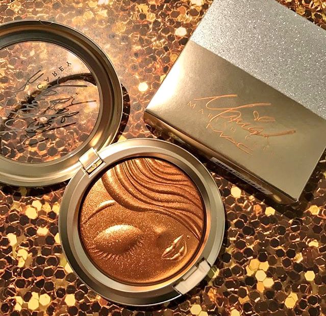 Not speaking to a single person that got hold of the <a href="/MariahCarey/">Mariah Carey</a> collection from <a href="/MACcosmetics/">M•A•C Cosmetics</a> ... So jealous ! #mimi has sold out ready 😭