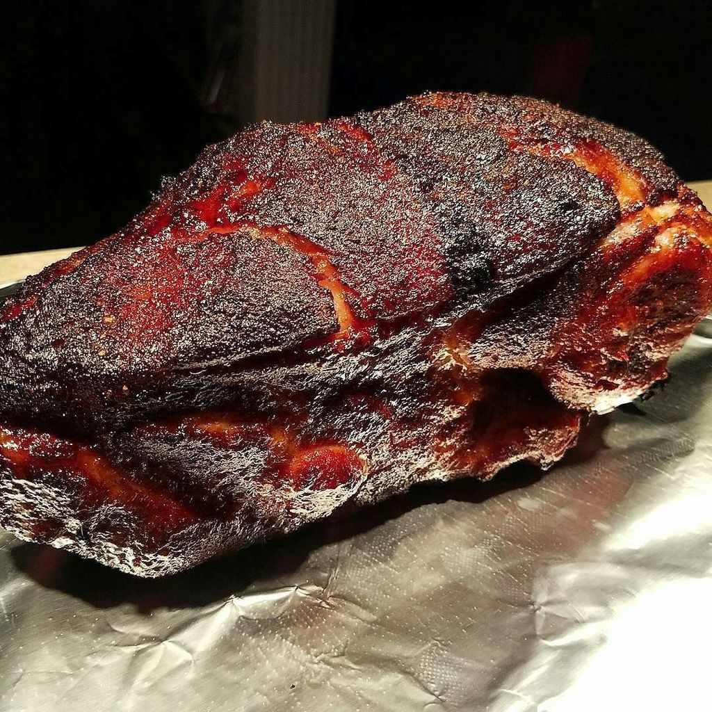 This shoulder is absolutely beautiful!
Credit to <a href="/aaron20martinez/">Chin's BBQ</a> : The result of Smoking … ift.tt/2hbl87d