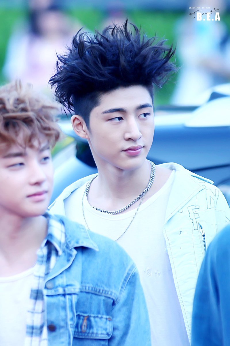 uglyiKON's tweet photo. Very same. 
#uglyiKON #iKON #Hanbin #jinhwan #ไอค่อน https://t.co/itb0Y8Uz7m