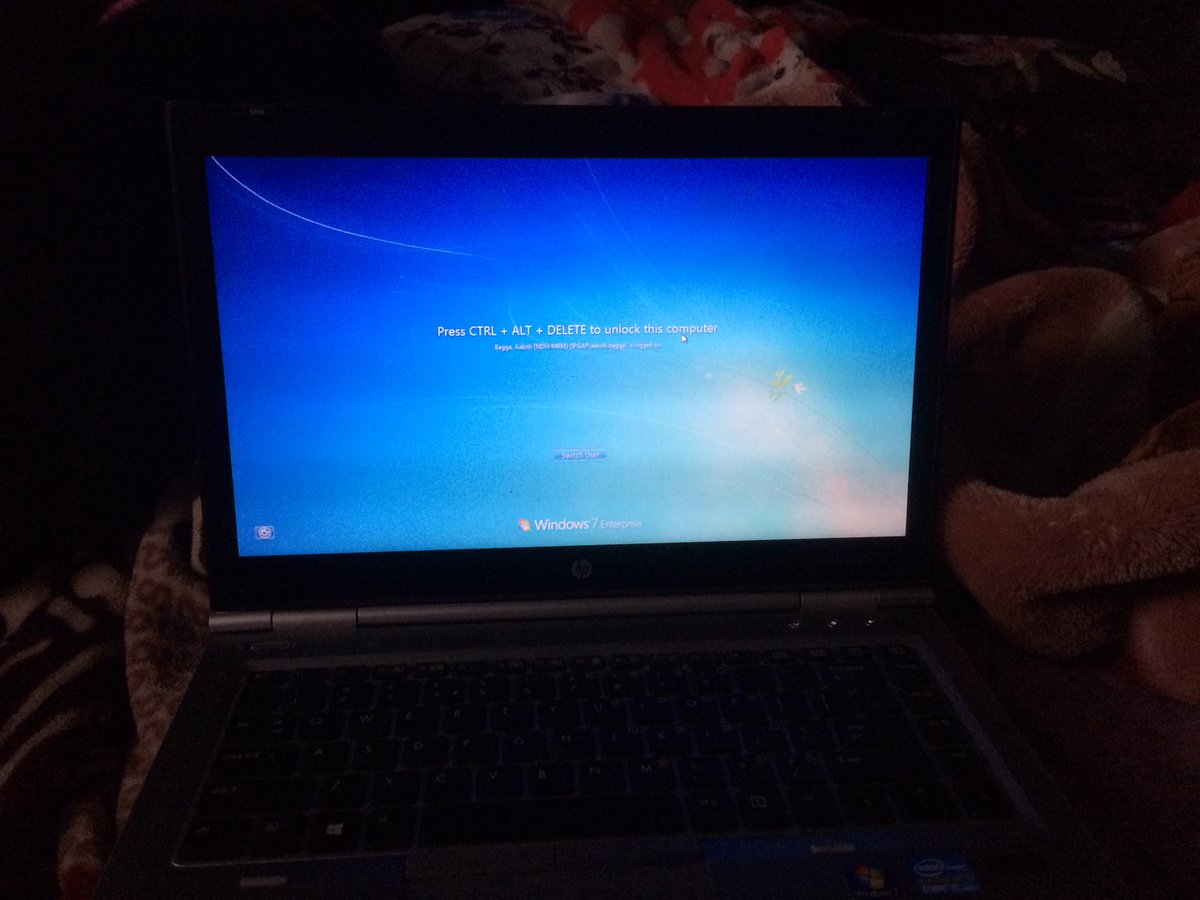 KaurAakriti's tweet photo. Shit loads of work awaits! :-( https://t.co/8ESSRJmoWK