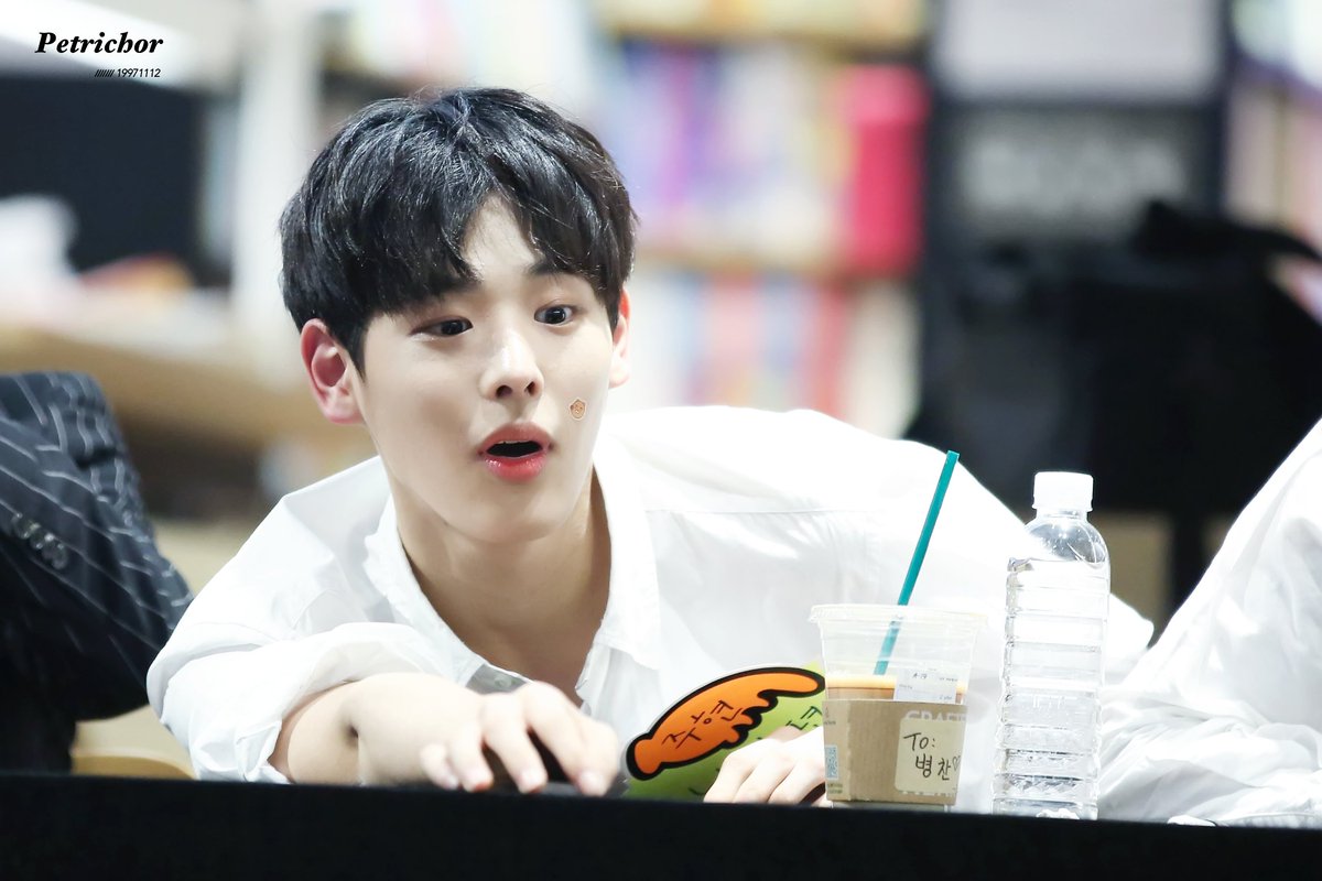 161208 신세계강남 팬싸 #빅톤 #병찬 #아무렇지않은척 #VICTON 병찬이 눈에 별이 박혀있나봐 ㅜㅜㅜㅜㅜㅜ
i.imgur.com/n7fD27l.jpg
i.imgur.com/6o4zYk4.jpg