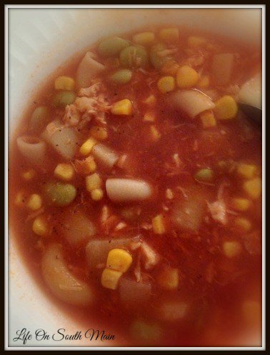 LifeOnSouthMain's tweet photo. Easy Vegetable Soup https://t.co/b1jE2d1ix9 https://t.co/dXK6ocFheY