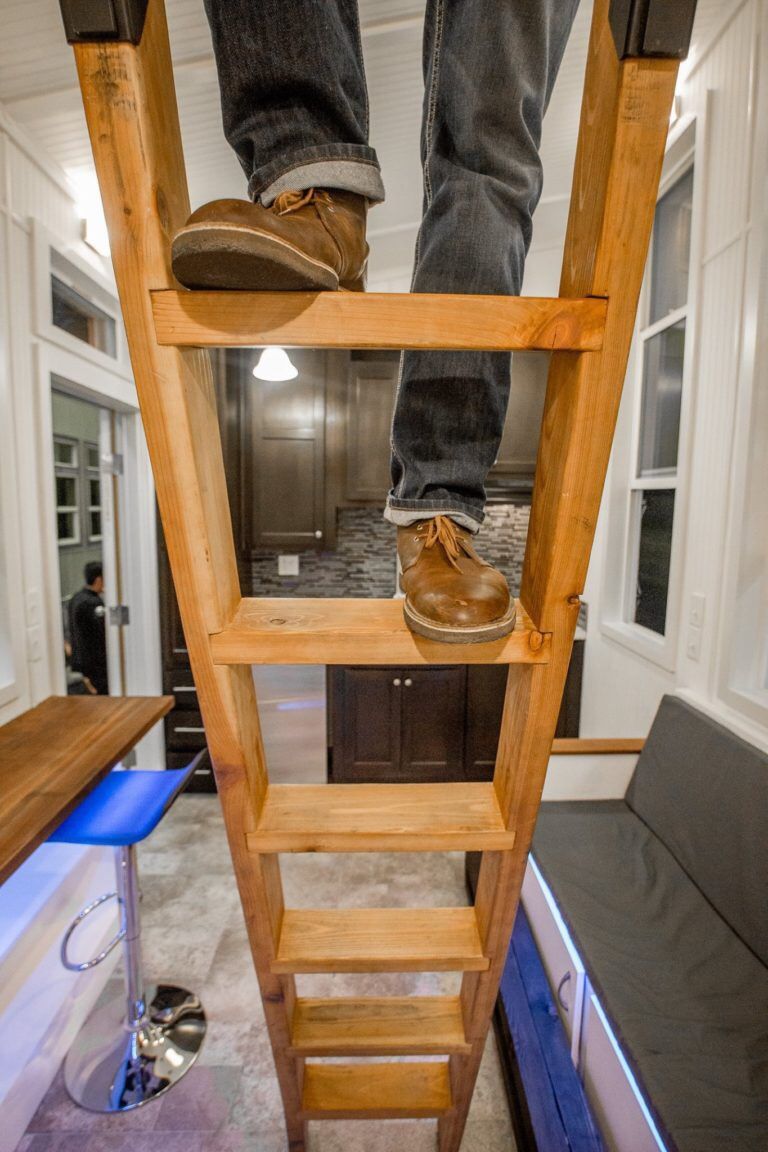 realtinyhouse's tweet image. The "Little Tahoma Peak" Tiny Home built by @tinymtnhomes