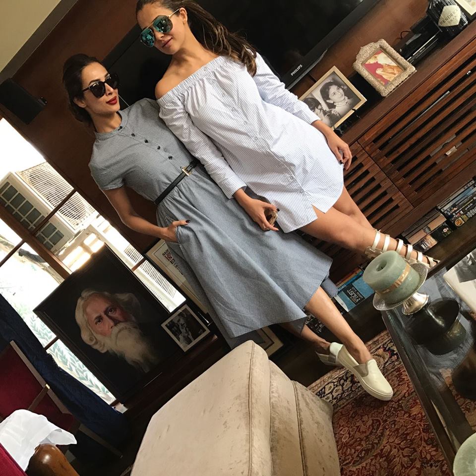 Style Editor <a href="/AskMalaika/">Malaika@TheLabelLife</a> &amp; her sister <a href="/AmuArora/">amrita arora</a> make for a seriously stylish duo wearing #TheLabelLife. Get the look:goo.gl/jt8Ttw
