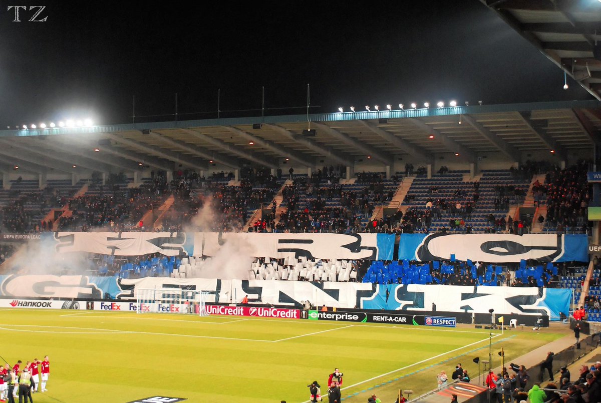 Net vliegtuig met <a href="/KRCGenkofficial/">KRC Genk</a>-supporters geland in Charleroi. Marc Pauly: "Uitzonderlijk dat wedstrijd niet doorgaat dr slechte weer".