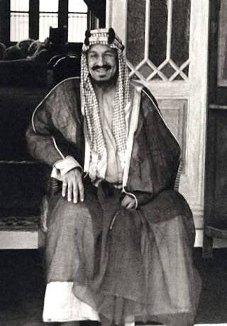 Qabdullahhumair's tweet photo. في أي عام أكتشف النفط في المملكة
•
الجائزة ١٠٠٠
الشروط
متابعة حسابنا@Qabdullahhumair
رتويت
الإجابة في هاشتاق
#مسابقه_عبدالله_حمير_القحطاني_5 https://t.co/ldWU6QzhtB