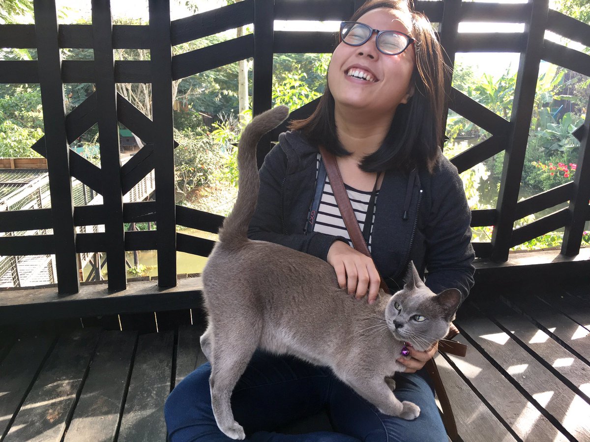 thpaing's tweet photo. Finally I met @phyuley !!!😻😻😻 https://t.co/maRANOteIu