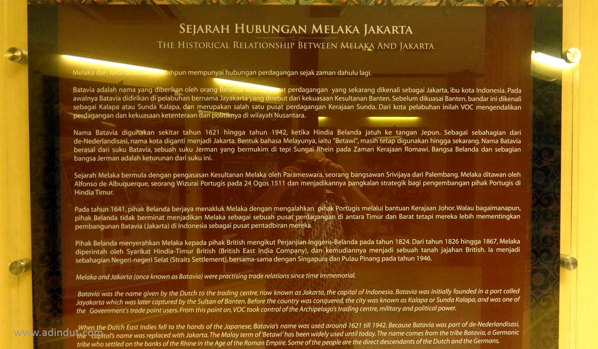Adindut Com Twitterissa Sedikit Sedikit Memang Paham Sih Tapi Tetap Saja Takut Salah Mengartikan Untung Disetiap Poster Ada Bahas Inggrisnya Juga Galerimelaka Https T Co We826bsbb3