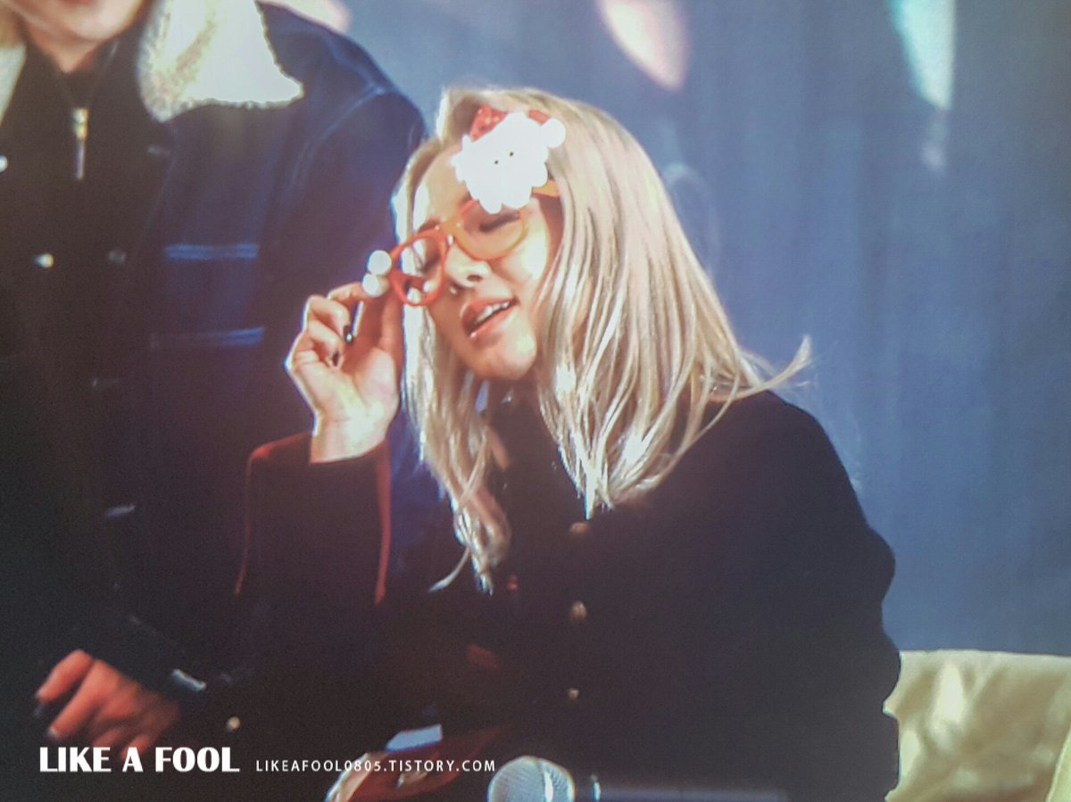 [PIC][09-12-2016]HyoYeon tham dự buổi Fansign cho "MYSTERY" vào tối nay CzO5XxGVIAAFKIP