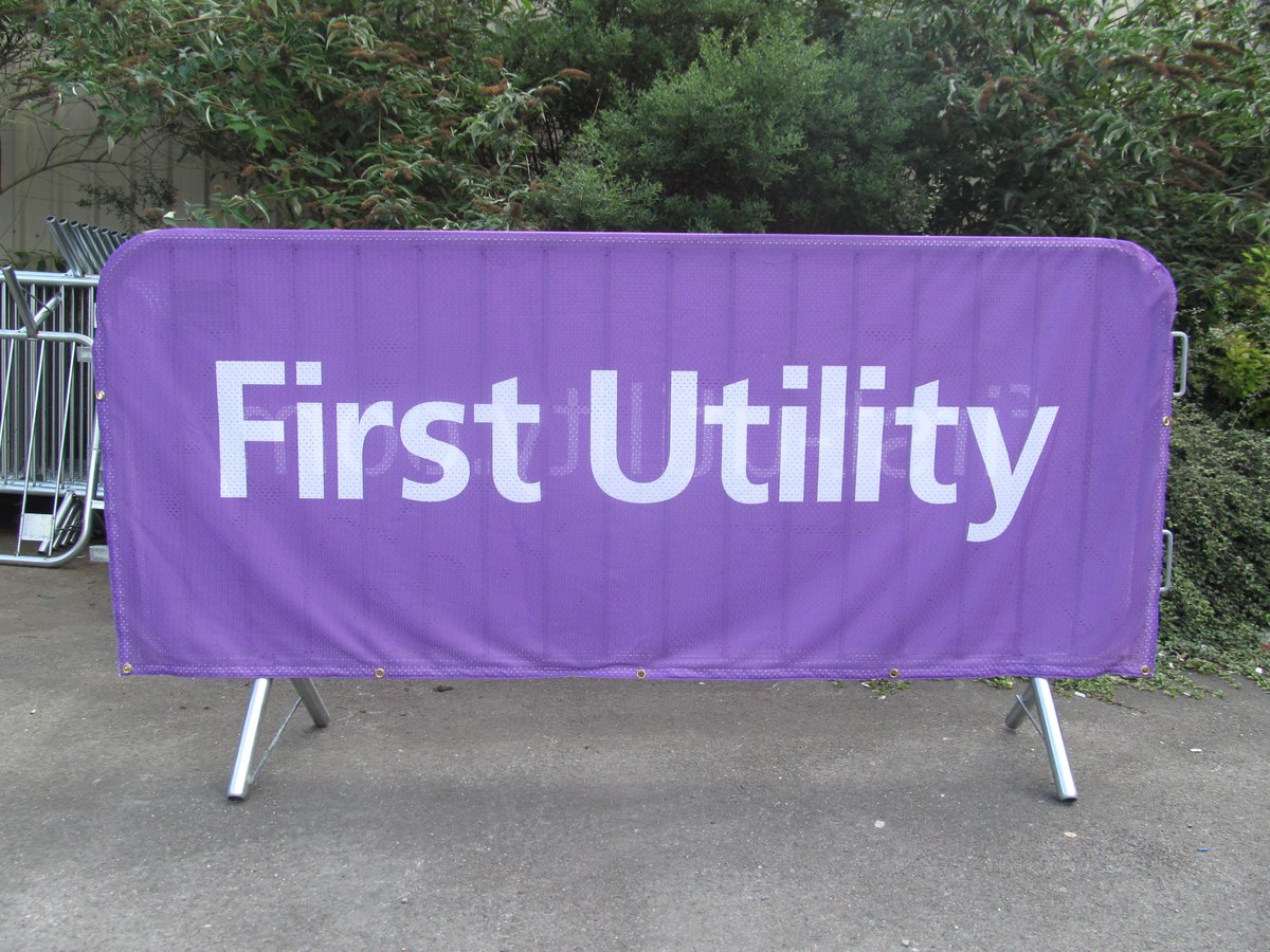 Evolve_BM's tweet photo. Our crowd control barriers are an essential part of many events, but look so much better with fitted jackets! Info: https://t.co/FEEB3I5KiR https://t.co/oFqsS9yACV
