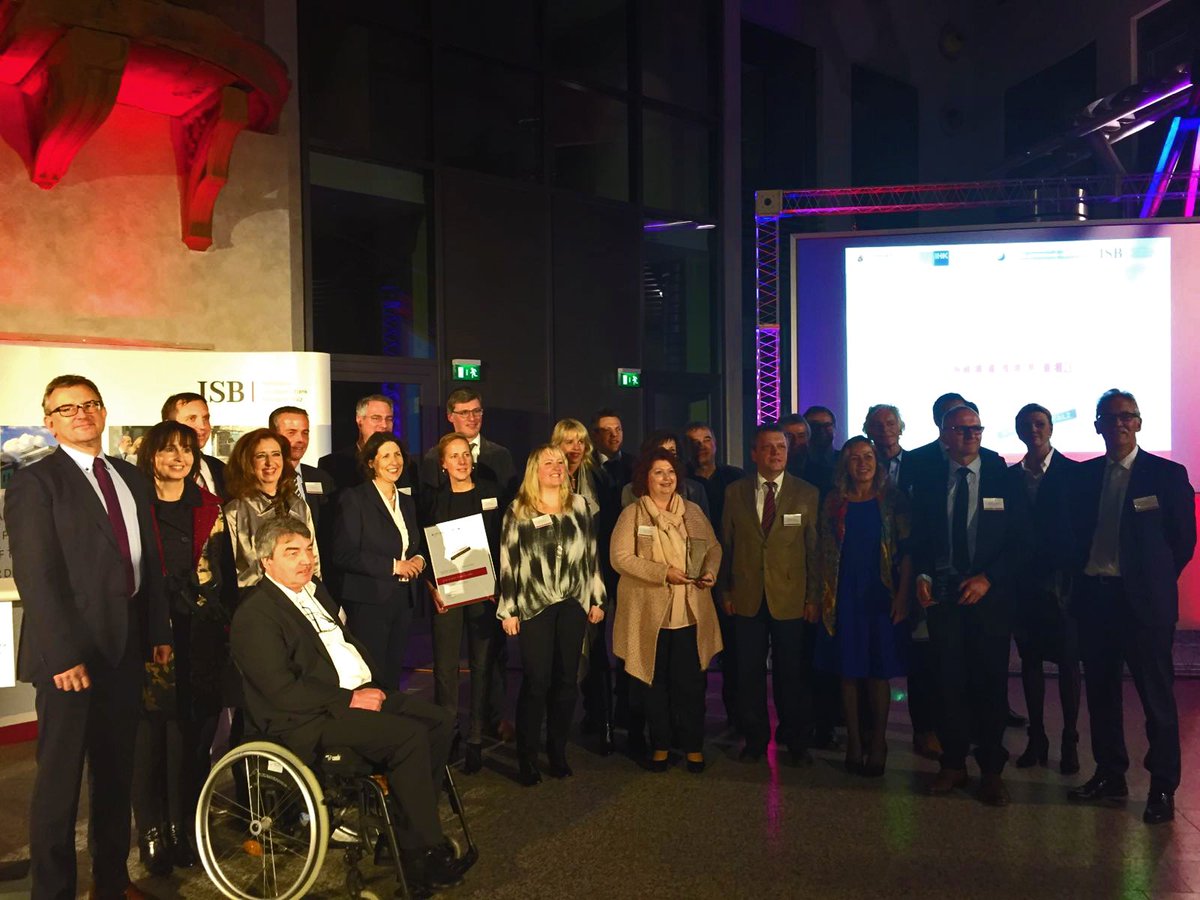 #RLP hat sie: Attraktive Arbeitgeber wie <a href="/BergeundMeer/">Berge & Meer Touristik GmbH</a> . 
Gestern wurden 8 vorbildliche Arbeitgebern in der #ISB ausgezeichnet. 
#mwvlw #rlp