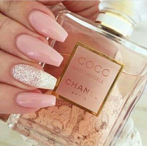 mamashealthpro's tweet photo. 🏵🌸Its team #payday today!🌟 What's your fav perfume?🌸🏵 #Chanel #coco #parfum #MamasHealthProject #shopping #perfume #lux #gift #gucci #I https://t.co/rOF8VMyB9C