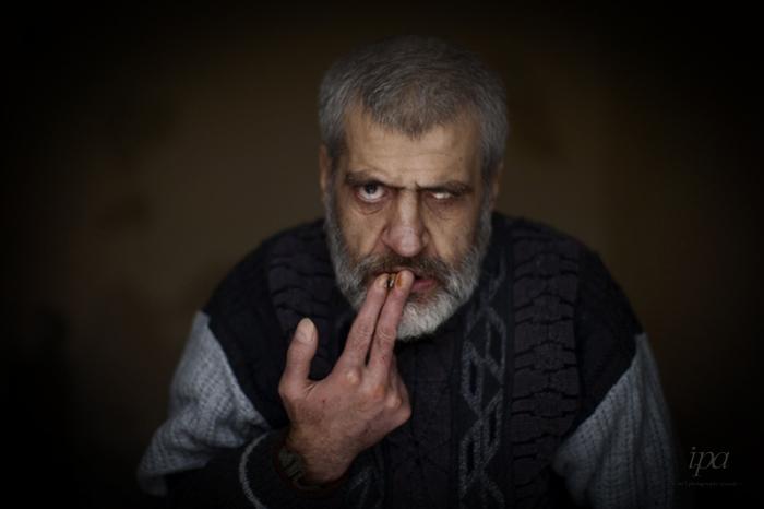 EbrahimHeidari's tweet photo. راهی به جنون
عکسهای جی ام لوپز
از وضعیت دردناک بیماران بیمارستان روانی حلب
#JMLopez #Syria #Aleppo https://t.co/v2k5Inlia0