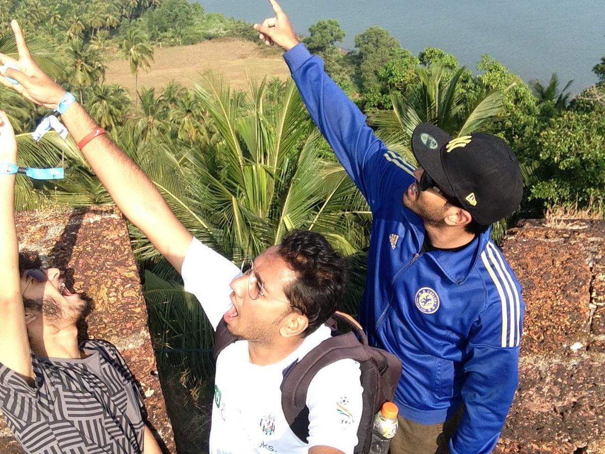 onlyvally's tweet photo. #ZenseInGoa #Candolim @ZenseResortGoa #SelfieeRod #Selfiee #3Musketeers
Go Gone Goa @BeardWeird @Dr__Quake https://t.co/ubfYUNyLvy