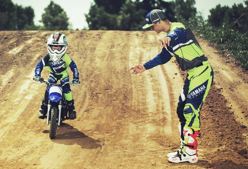 quadbikesrus's tweet photo. Riding &amp; Leisure Wear.....Available to order now from Quadbikes R Us 01621 893227
Yamaha 2017 MX Gear Collection #yamaha #racewear https://t.co/Que87bZsgZ