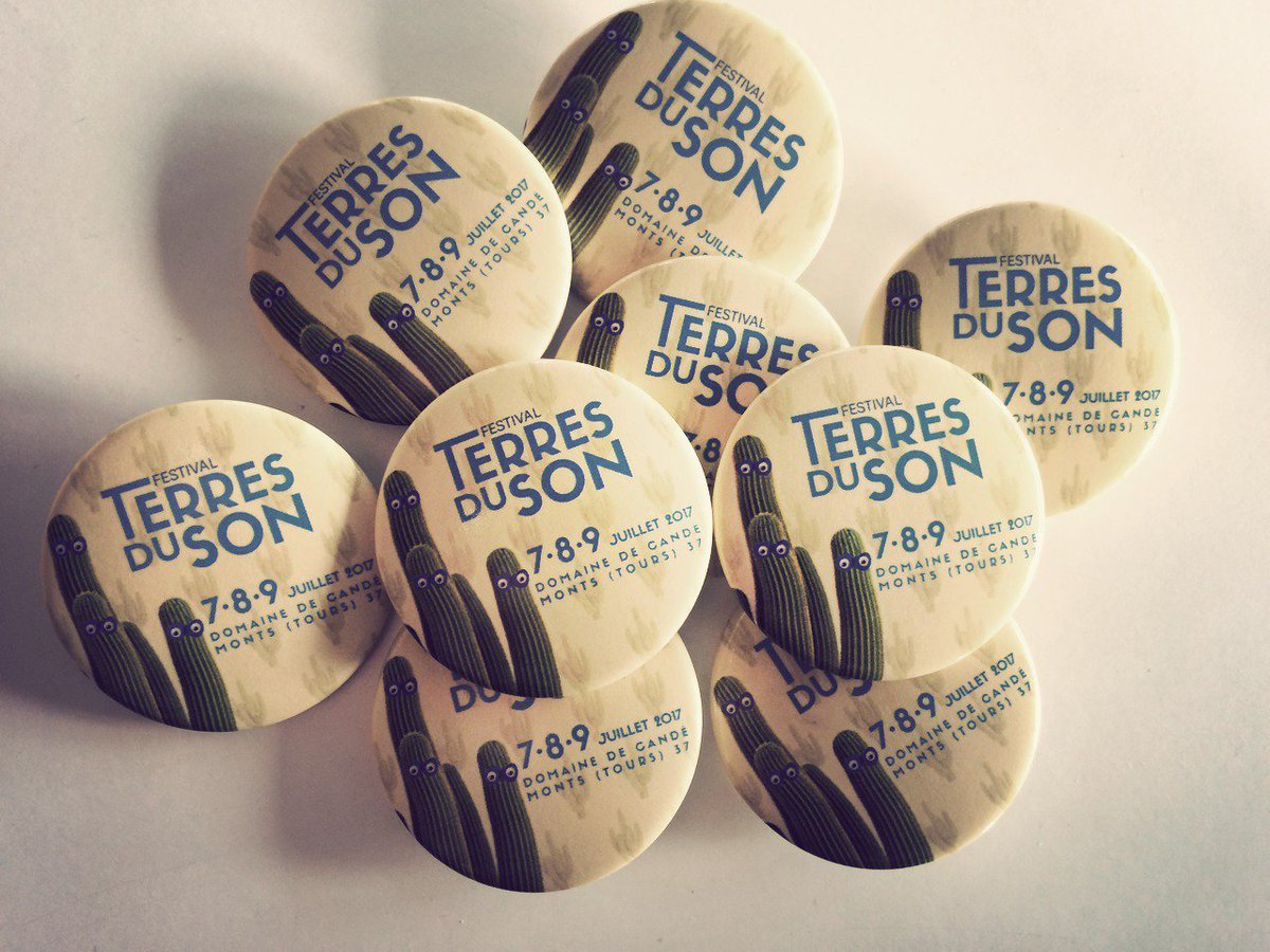 terresduson's tweet photo. [CADEAU] Un petit cadeau ça vous tente ? On offre un badge aux 10 premiers qui enverront un mail à concourstds@gmail.com. #TDS2017 https://t.co/bstJ2BnCDW