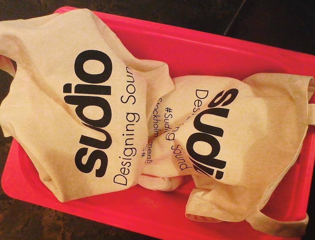 anan4x's tweet image. .
今日は荷物が多いからトートバッグ👜
純也とおそろい💁🏽‍♂️♡
̜
#anjun #couple #same #bag
#cute #fashion #instafashion… ift.tt/2ghup9h