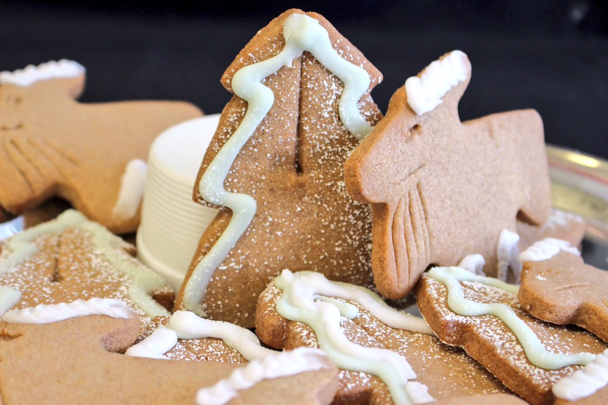 👍 Gingerbread men from <a href="/soapfactory1/">Andrew Bacurin</a> finality have arrived #beafoodhero @ServestFoodCo <a href="/ExtSharon/">Sharon Siggers</a> <a href="/antonia_isaacs/">Antonia Isaacs</a> #catering #chistmastime