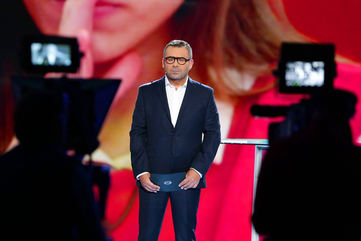 Vertele's tweet photo. #Audiencias jueves 8 diciembre: Es la gala menos vista de la historia de 'Gran Hermano' en sus 17 ediciones https://t.co/EZ1lXDUWAQ https://t.co/rPB6T998Ep