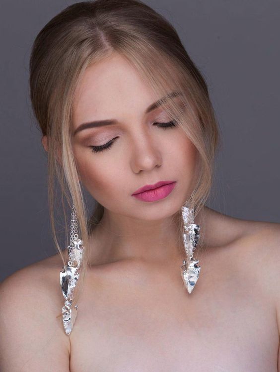 Got to own these silver danglers by Eurumme bit.ly/2ffKqAV #India #jewelry #silver #earrings #danglingearrings <a href="/shopeurumme/">Eurumme</a> #TDL
