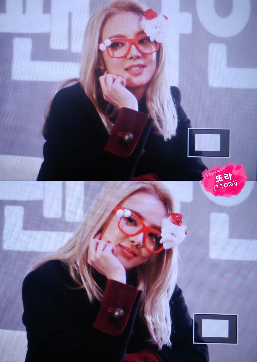 [PIC][09-12-2016]HyoYeon tham dự buổi Fansign cho "MYSTERY" vào tối nay CzO_9zuUkAEpMd1