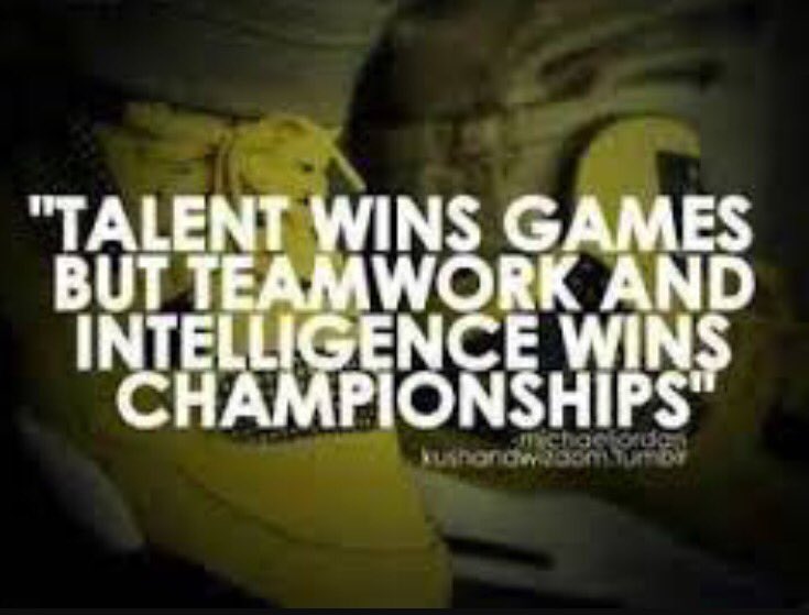 JWilmoth12's tweet photo. It's 4:41 am and all I can think about is the boys in π»blue suiting it up in 14 1/2 hours! Let's find a way GO BEARS #P4CP https://t.co/qxKNltnHk2