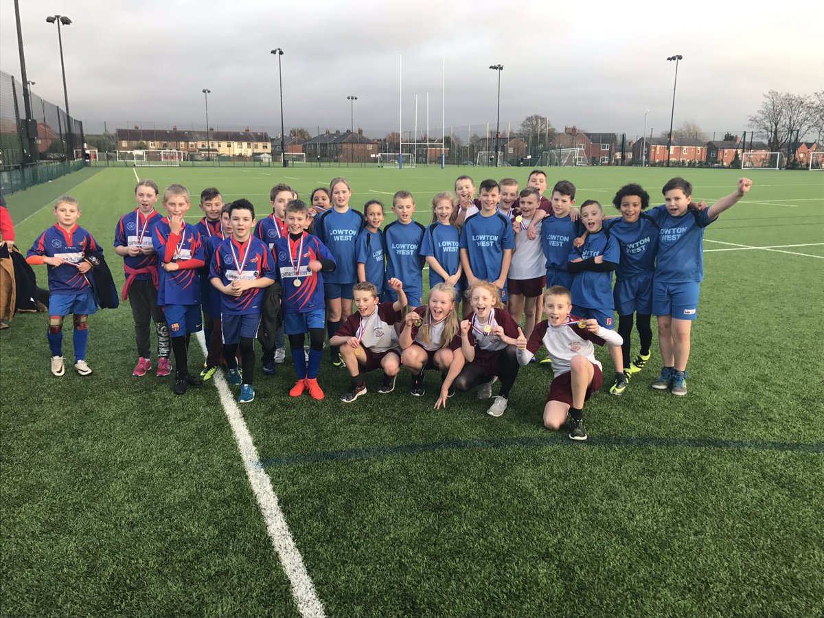 LeighFoundation's tweet photo. Yesterdays winners were RL Hughes who beat 12 Apostles in a closely contested final
Well done to all participants and staff who took part 👏🏻 https://t.co/DGfJMFfhh9