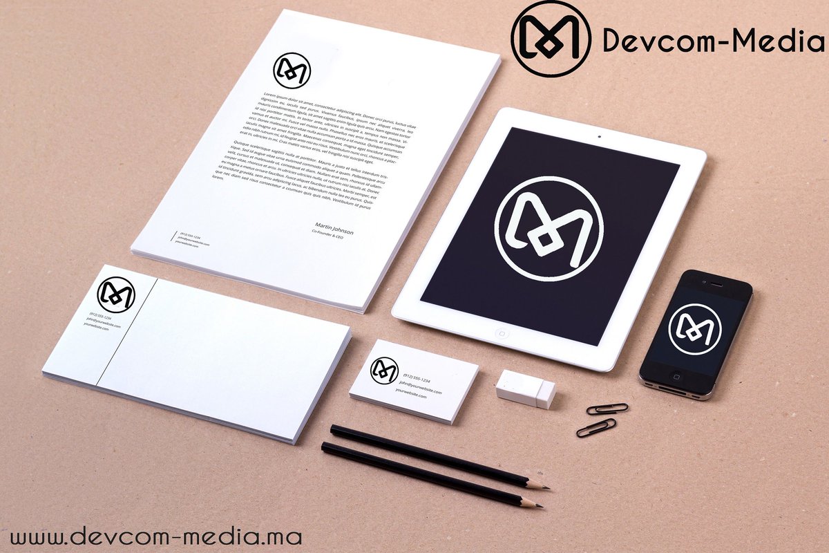 Devcom_Media_M's tweet photo. Pour que vous ayez une idée du résultat final, nous utilisons les "mockups" pour vous monter vos travaux de façon réaliste en 3 dimensions. https://t.co/aPD0KMlrc5