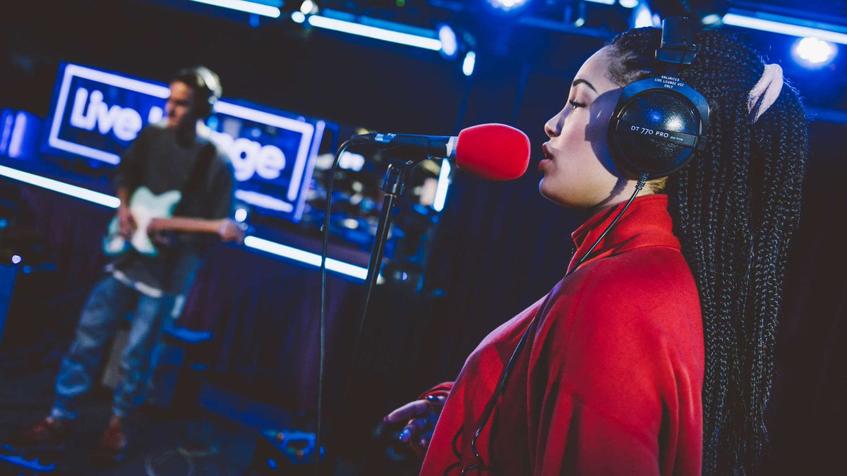 1Xtra's tweet image. Watch @jorjasmith's incredible Luther Vandross cover from earlier this week 🙌🏾

👉🏾 bbc.in/2h9MV7R