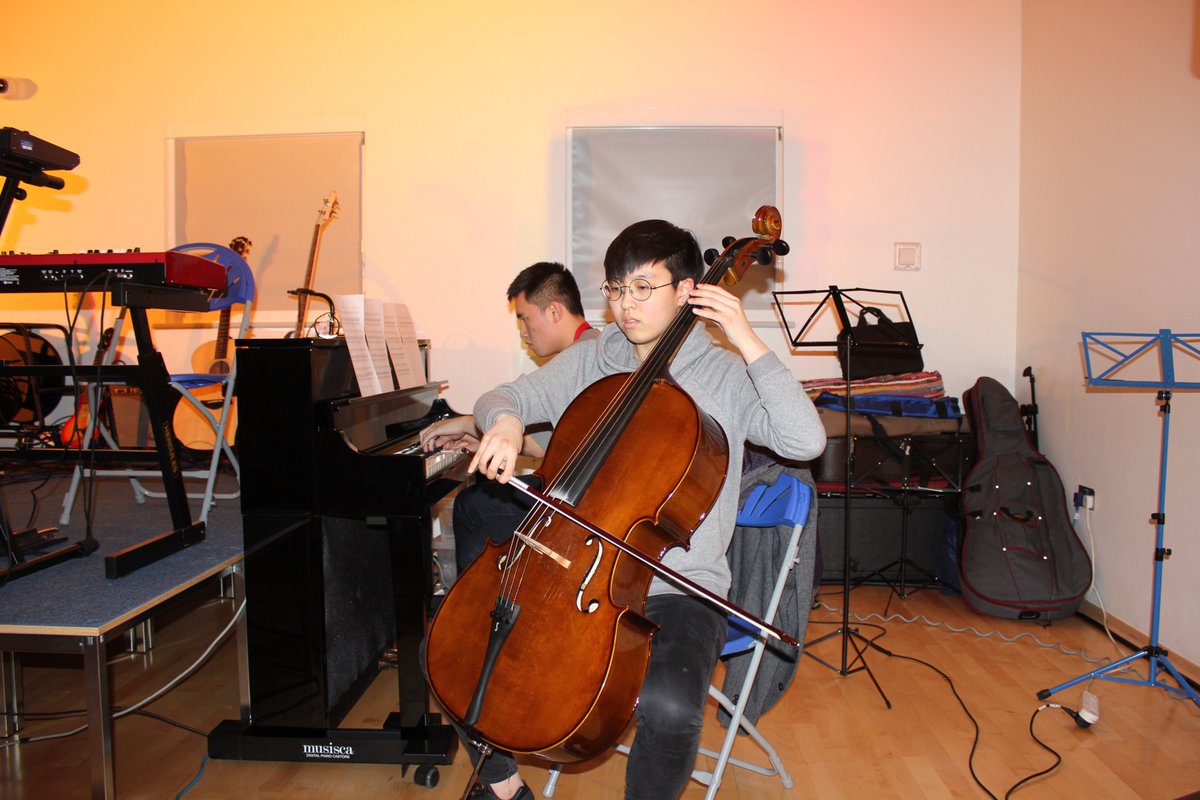 More pics from last night's Student and Staff Concert on FB: bit.ly/2ghQww7