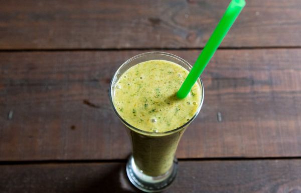 SalataTarifiCom's tweet photo. Muzlu Hurmalı Smoothie Tarifi Nasıl Yapılır?

https://t.co/X75ZhLgWle https://t.co/XYsyrYovrx