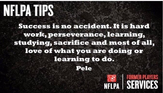 CarlosRosadoV's tweet photo. #NFLPA "El éxito es la consecuencia del trabajo duro,perseverancia,aprendizaje,estudio,sacrificio y amor por lo que haces" #nflalumni #CR83 https://t.co/QMaF8RrYZg
