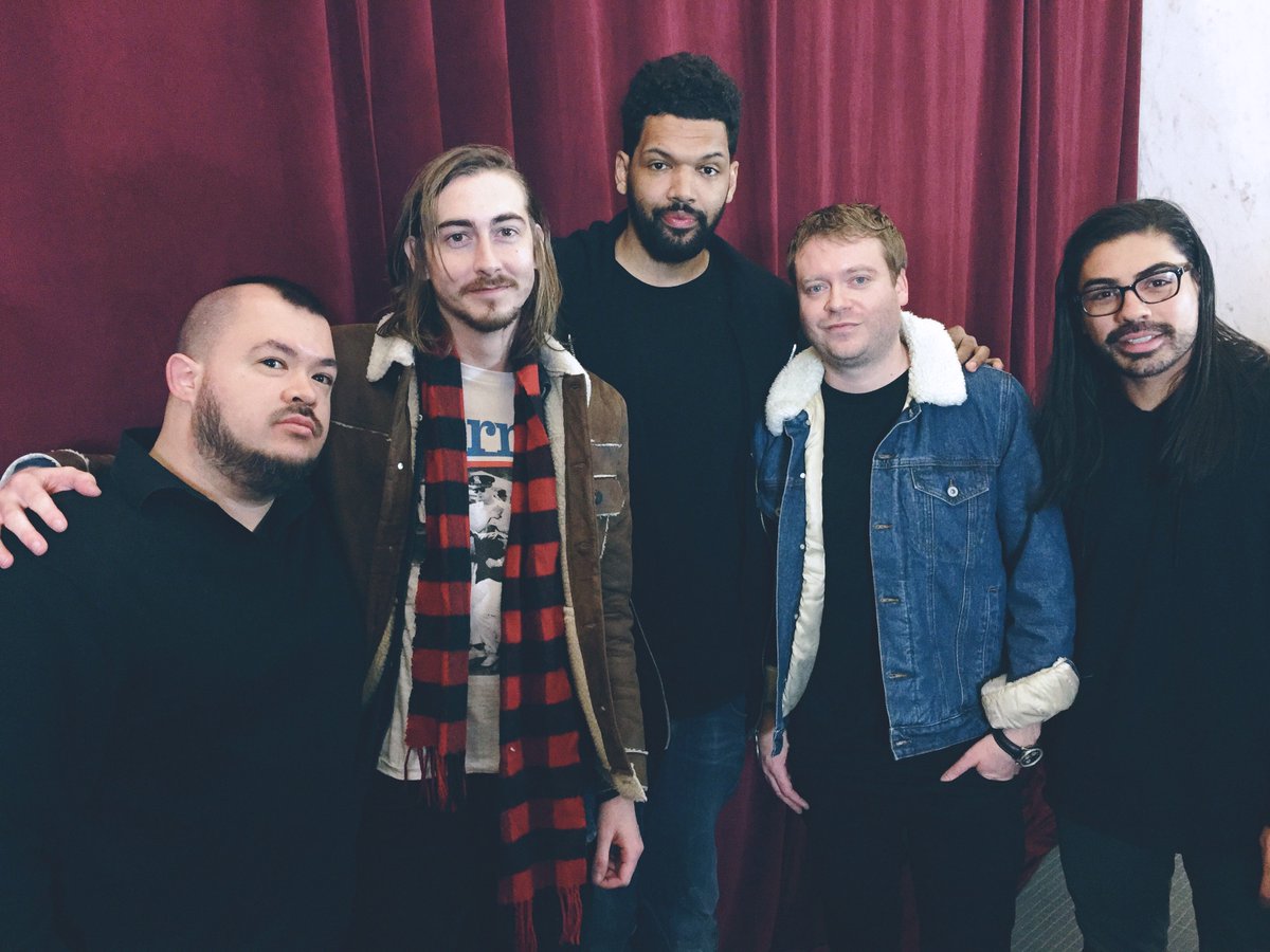 The team @ Wednesday night's live panel: @AustinVesely x <a href="/HEBRUBRANTLEY/">Hebru Brantley</a> x <a href="/fakeshoredrive/">Andrew Barber</a> x <a href="/FutureFactoryHQ/">Future Factory</a>.

📽 @ bit.ly/2gl45A1