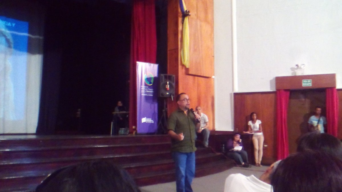 CEINGuatireZ's tweet photo. Ministro @rodulfohumberto  en el 1° Encuentro Nacional para la transformación de la Educación Inicial @ZEMPLAZAMORA16 @Dsupervisionzep https://t.co/JITOqGfdfK