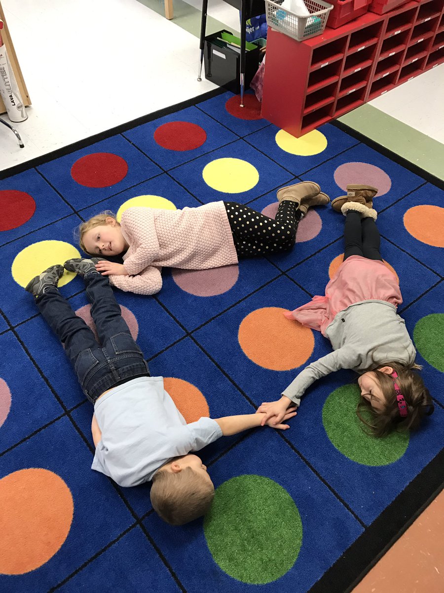 mrsdeltinsclass's tweet photo. We can make the shapes out of play doh and our bodies! #FHLead https://t.co/osf1dA9zcr