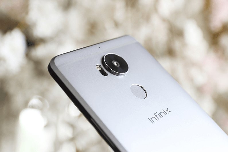 HomeboyzRadio's tweet photo. With the Infinix Zero 4 Image Stabilization 4X sharper lense, your shaky hands will never get in the way of a good picture #Zero4ThePro https://t.co/Fix8iFc3i2