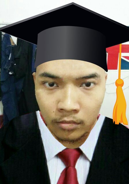 ridoarbain's tweet photo. #BloggerRewind2016
akhirnya @dausition wisuda. Barakallah. https://t.co/K2N5cdmAZB