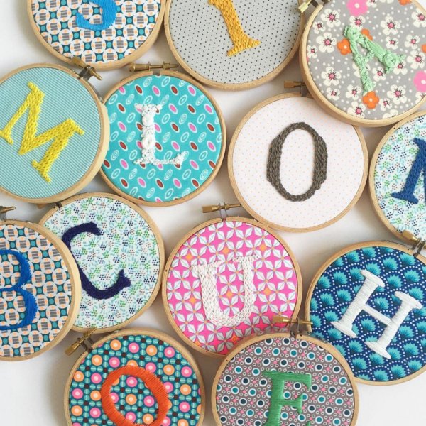 Experiencio's tweet photo. #DIY - Connaissez-vous les ateliers #broderie, #terrarium ou #tricot proposés par Seize Paris ? https://t.co/kPbOC3nv45 https://t.co/9wp0hSWhHU